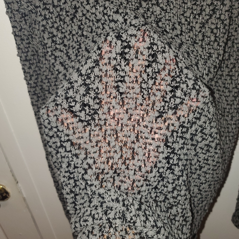 Aeropostale Black and Gray Textured Scoop Neck Sweater - Picture 3 of 10